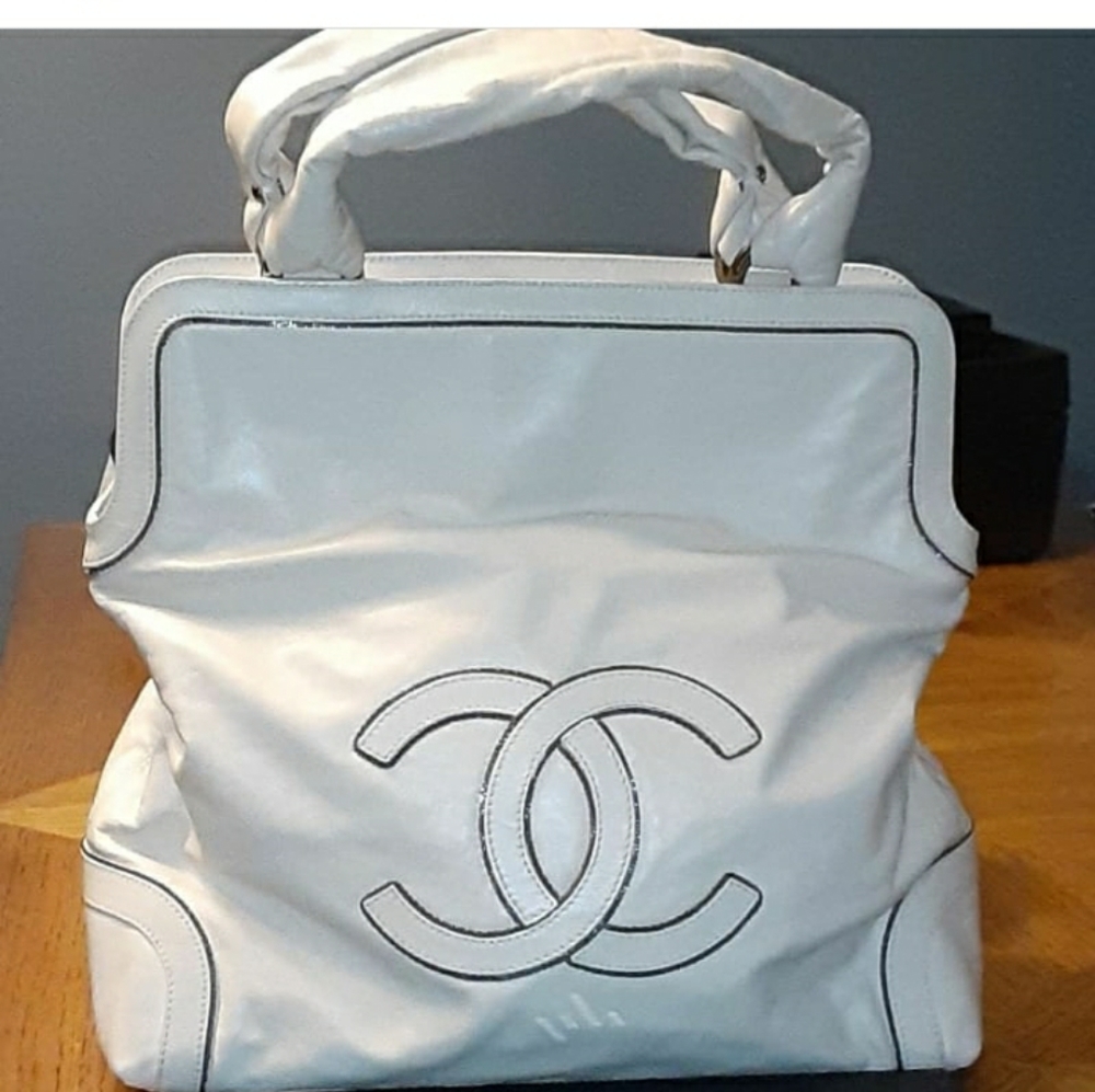AuthenticChanel Calfskin/Lambskin leather open for reasonable offers